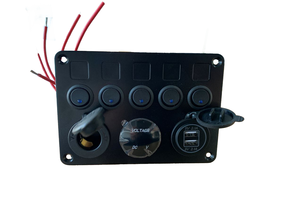 Adaptador USB + Voltímetro para Painel